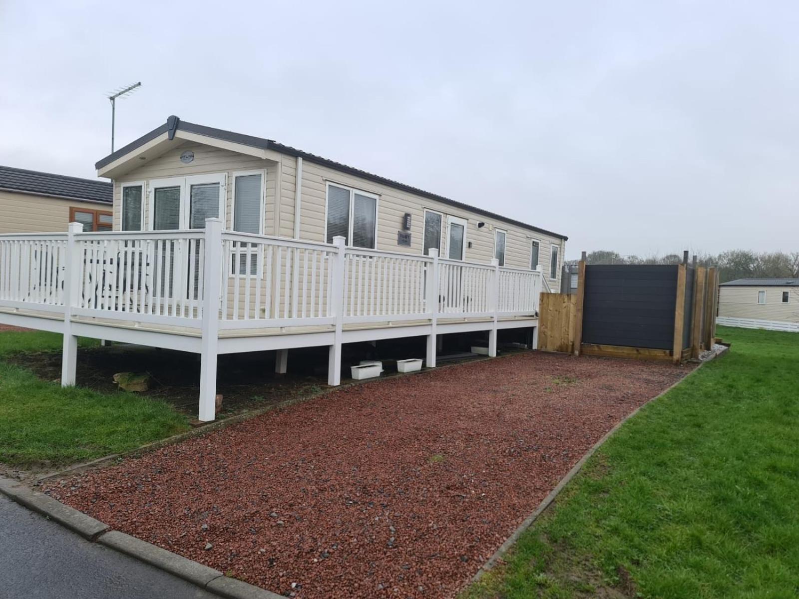 Fern Lodge Holiday Lets Presents Ruby Lodge Felton  Exteriér fotografie
